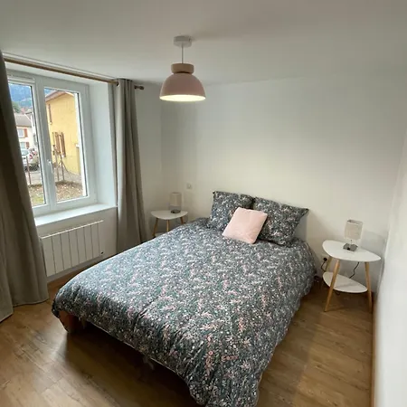 Idéalement Situé Sur La Voie Verte Appartamento