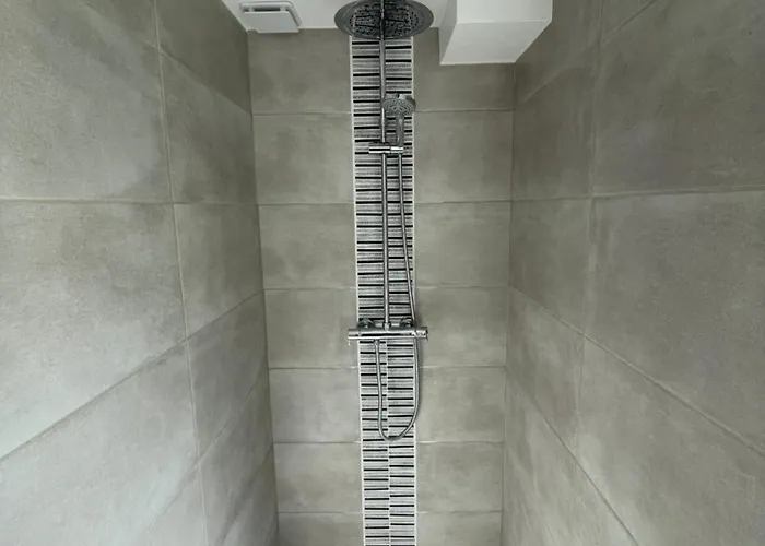 Idealement Situe Sur La Voie Verte Celles-sur-Plaine